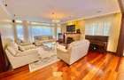5 Bed Townhouse with En Suite in Rosslyn - 9