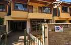 5 Bed Townhouse with En Suite at Lavington - 2