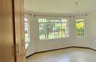 4 Bed Townhouse with En Suite in Spring Valley - 14