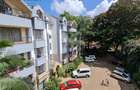 3 Bed Apartment with En Suite at Westlands - 17