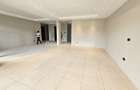 3 Bed Apartment with En Suite in Riverside - 10