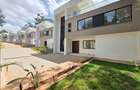 6 Bed Townhouse with En Suite at Old Kitusuru - 3