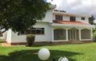 5 Bed House with En Suite in Runda - 1