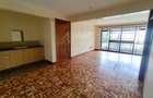 3 Bed Apartment with En Suite in Kilimani - 20