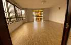 6 Bed Apartment with En Suite at Lavington - 17