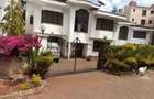 5 Bed House in Riverside - 1