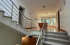 4 Bed Townhouse with En Suite at Riverside Drive - 9