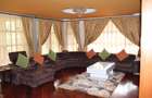 5 Bed House with En Suite in Nyari - 3