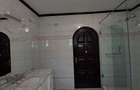 4 Bed Townhouse with En Suite at Riverside Drive - 15