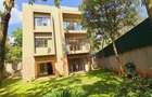 5 Bed Townhouse with En Suite at Convent Drive - 3