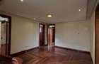 5 Bed Townhouse with En Suite at Convent Drive - 7