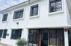 4 Bed Townhouse with En Suite at Mombasa - 15