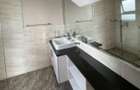 4 Bed Apartment with En Suite in Riverside - 8