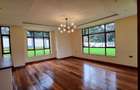 4 Bed House with En Suite in Rosslyn - 7