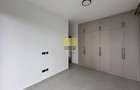 2 Bed Apartment in Brookside - 8