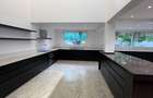 5 Bed House with En Suite in Runda - 7