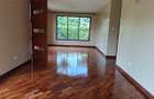 4 Bed Townhouse with En Suite in Ridgeways - 7