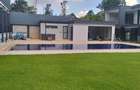 5 Bed Townhouse with En Suite in Nyari - 19