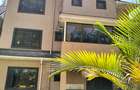 5 Bed Townhouse with En Suite in Lavington - 1