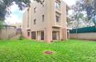 5 Bed Townhouse with En Suite at Lavington - 1
