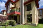 5 Bed House with En Suite in Lavington - 6