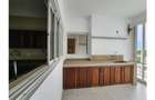 3 Bed Apartment with En Suite at Greenwood Drive - 8