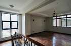 4 Bed Apartment with En Suite at 2026-535 - 30