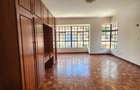 5 Bed Townhouse with En Suite in Kileleshwa - 5