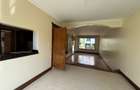 5 Bed Townhouse with En Suite in Westlands Area - 7