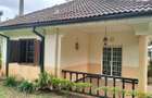 5 Bed House with En Suite at Lavington - 5