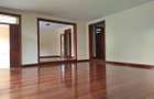 5 Bed Townhouse with En Suite in Lavington - 5