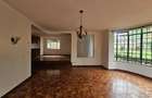 5 Bed House with En Suite in Lavington - 4