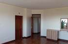 3 Bed Apartment with En Suite at Kilimani Estate Nairobi - 10