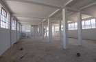 7,000 ft² Warehouse with Parking in Industrial Area - 7