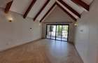 5 Bed Townhouse with En Suite at Convent Drive - 17