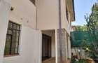 4 Bed Townhouse with En Suite in Lavington - 17