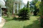 5 Bed House with En Suite in Runda - 2