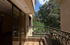 5 Bed Townhouse with En Suite in Lavington - 4