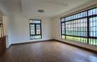 5 Bed House with En Suite in Runda - 18