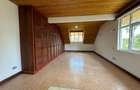 5 Bed Townhouse with En Suite in Rosslyn - 10