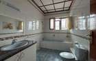 5 Bed House with En Suite in Runda - 11