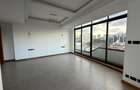 3 Bed Apartment with En Suite in Riverside - 6