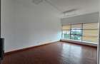 2,734 ft² Office with Service Charge Included at Riverside Drive - 7