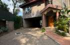 4 Bed Villa with En Suite at Lavington - 2