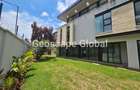 5 Bed Townhouse with En Suite in Brookside - 2