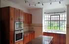 4 Bed Townhouse with En Suite in Spring Valley - 7
