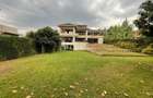 5 Bed House with En Suite at Kerarapon Drive - 1