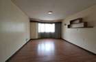 4 Bed House with En Suite at Grevillea - 2