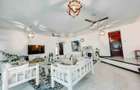 Furnished 5 Bed Apartment with En Suite at Greenwood Drive - 16
