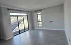 4 Bed House with En Suite at Fivestar Paradise - 10